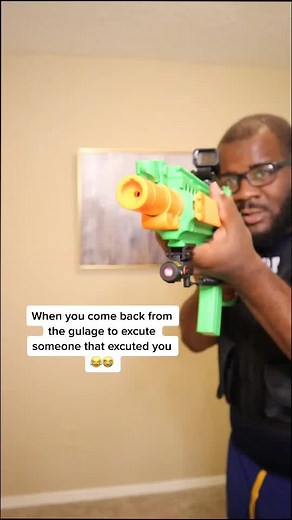 Tell Activision to put this in COD 😂 #warzone #warzoneclips #modernwarfare #killstreak #gamers #COD #modernwarfareclips #comedy #ps4