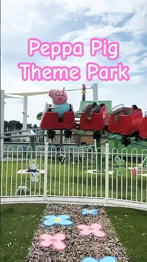 LEGOLAND FL’s Peppa Pig is perfect for littles under 7, with gentle rides, water fun, & Peppa magic.
