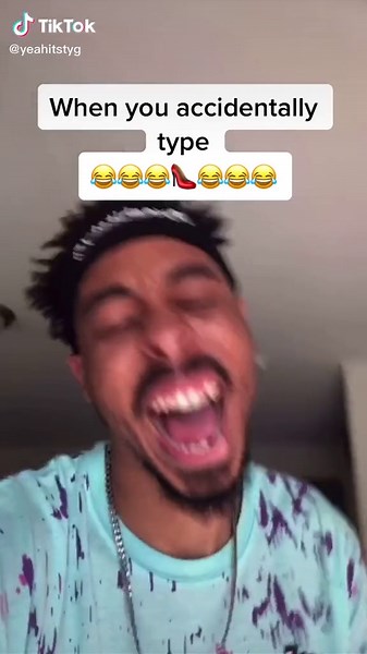 When You Accidentally Type - Funny Dorothy and Crispinion Typo Moment