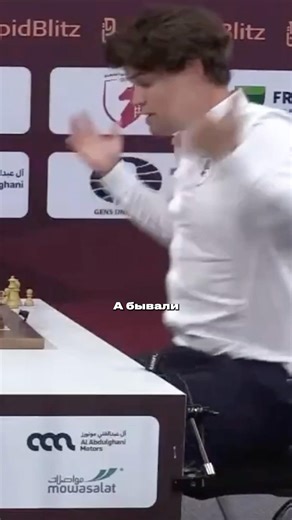 Карлсен ЗЕВАЕТ ЛАДЬЮ! #шахматы #chess