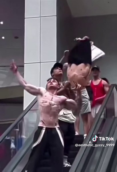 Zyzz 🇰🇭 (@aesthetic_gyzzy_9999) - Zyzz Reincarnated: A Tribute to the Legend