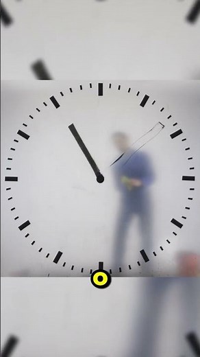The Clock That Confuses Millions of Travelers