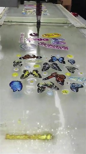 Automatic sticker dispensing machine