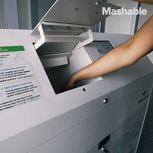 This smart waste bin uses AI to sort your recyclable trash automatically. | Mashable