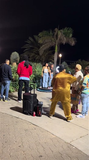 Golden Street Performer Near Santa Monica ✨ | Los Angeles at Night