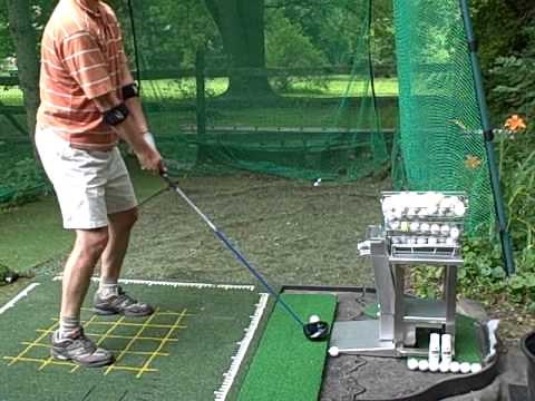 Automatic Golf Ball Dispenser / Tee Up Machine