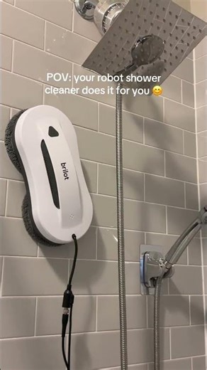 This shower cleaner robot cleans streak-free and stays attached to the wall using anti-slip tech😊