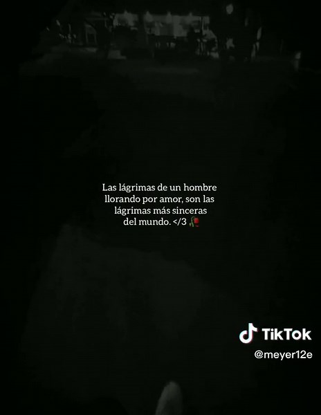 Fotos de Chicas Llorando en Tumblr: Capturando Emociones