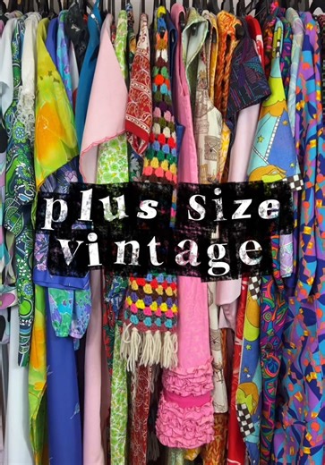 Plus Size Vintage Fashion at Time Travelers Expo