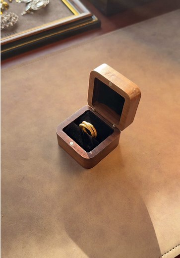 Handcrafted Russian Wedding Ring: Symbol of Love and Unity