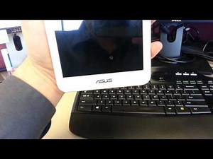 ASUS Memo Pad 7 - stuck on the loading screen - before repair #2