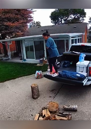 funniest CCTV you will ever see 🤣 #funnyvideo #funnymoment #cctv #funny