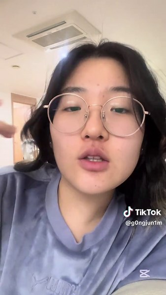 Exploring Korean Culture Through Engaging Conversations