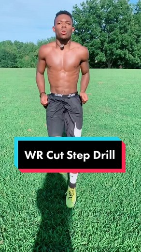 Great warm up before you run some routes 🙌🏽 #widereciever #wr #football #1on1