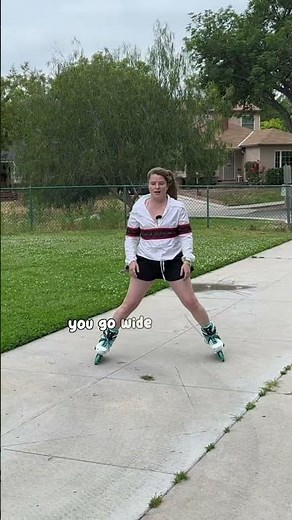 An Easy Way for Beginners to Turn on Skates and a Fun Drill! 😃💫 #tipsandtricks #Rollerblade