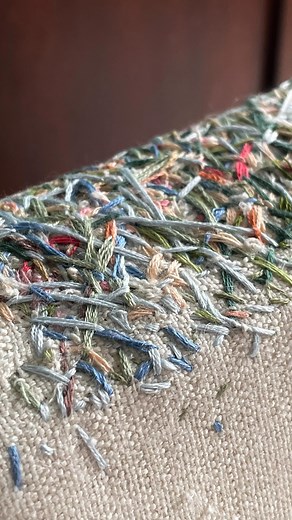 This gives me the same satisfaction as the idea of squeezing a whole tube of toothpaste into the sink 😌 Also a good way to use up my thread scraps! Just a fun way to patch the couch where Henni scratched too much. Not sure if I want to continue with the colors or do a beige layer on top and have the colors peeking out from under it. | Stitching Sabbatical