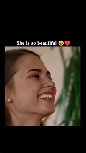 Movies Melt on Instagram: "🎬 A Cinderella Story 👠🎬✨ (2004 Movie) 🎥 1h 40m • Romance • Comedy • Family 🎞️ “Dreams do come true... if you work the drive-thru long enough.” Sam Montgomery is a high school student working a part-time job and convinced that her dreams of college are out of reach—until a secret pen-pal romance with the popular teen president begins. Beneath the glitter and tiaras lies a modern fairy tale about finding confidence, kindness, and your very own happily ever after. A