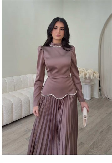 Elegant Modest Fashion for Evening and Wedding Dresses