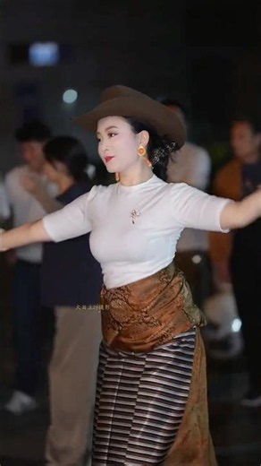 Lebobo, Sexy & Matured Tibetan dance beauty