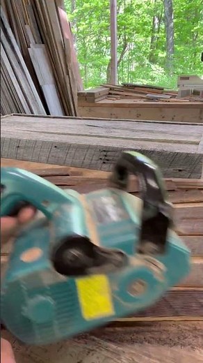 Cleaning Reclaimed Wood! #wolfhillmakers #fyp #reclaimedwood #barnwood #woodart #farmlife #ad
