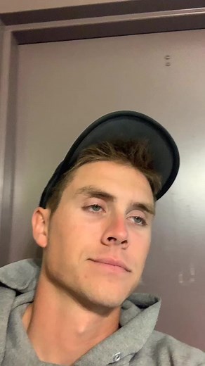 This happens at least twice a week at every restaurant #foryou #foryoupage