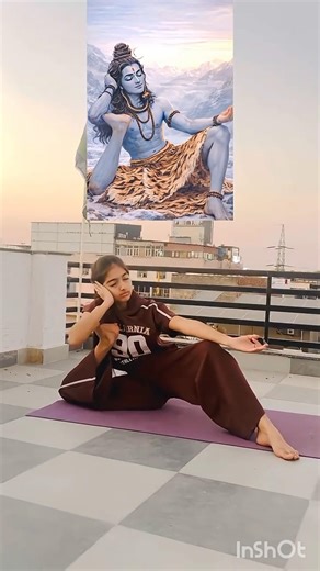 How to do yogi ￼￼Dandasana The Viral Pose🧘‍♀️#shorts #yogaskills #youtubeshorts