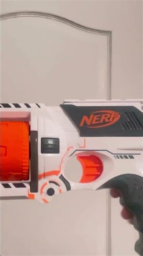 Nerf N-Strike Whiteout Maverick REV-6 Reload.