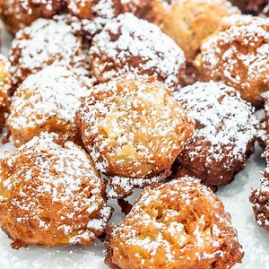 184K views · 3.5K shares | My homemade Apple Fritters are pure comfort. These fritters will perfectly satisfy your sweet tooth. They’re ready in minutes with a simple batter that whips together in seconds! RECIPE --- https://www.jocooks.com/recipes/apple-fritters/ | JoCooks | Facebook