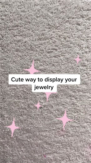 Creative DIY Jewelry Display Ideas