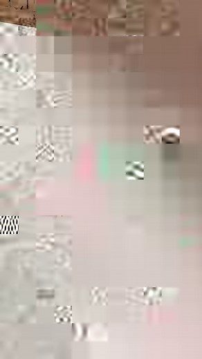 La gamma Geolite è rivoluzionaria anche nell'attenzione nei confronti dell’ambiente e della salute dei professionisti. Ad esempio, i test eseguiti dai nostri ricercatori del Kerakoll GreenLab misurano bassissime emissioni di composti organici volatili (VOC) dalla preparazione in cantiere ma anche nelle ore nei giorni successivi all'esecuzione dei lavori di ripristino. - The Geolite range is also revolutionary in its care for the environment and the health of professionals. For example, tests car