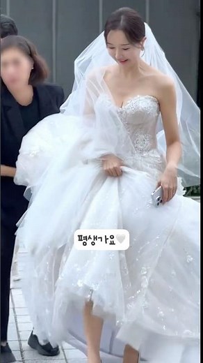 4 Tips for Choosing a Wedding Dress You'll Never Regret, from a New Bride✨|Tour of Korea's Most E...