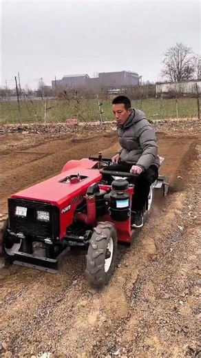 Applying adhesive on shoe sole repair craftsmanship