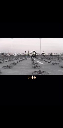 Drone Lights 👀✨💫#foryou #fyp #its #dubai #drone #lights #beautifullights✨ #foryoupage #virul #trending #fyp