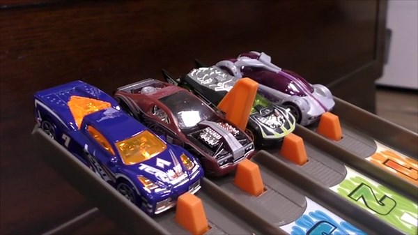 Downhill Racing New AcceleRacers Cars!