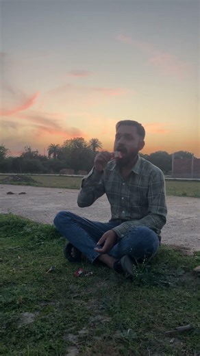 Mat lab Bo alg hii level ka Badal tha 🤣😀#ekmotahathighumechala #funny #comedy #viral #automobile