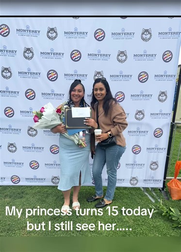 Happy 15th birthday to my princess JayJay!!! I love you so much I hope all your wishes come true. @Bee-curly #15años