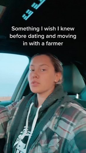 It’s apart of the farmer girlfriend contract #farmerswife #farmer #farmerslife #grainfarmer #johndeere