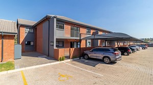 R 1 200 000 | 3 Bedroom Apartment in Rembrandt Ridge | Private Property