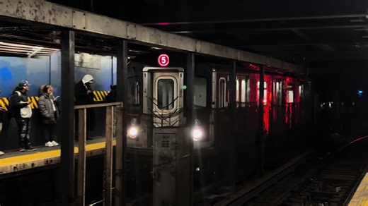 R142 (5) train arriving 149 St - Grand Concourse