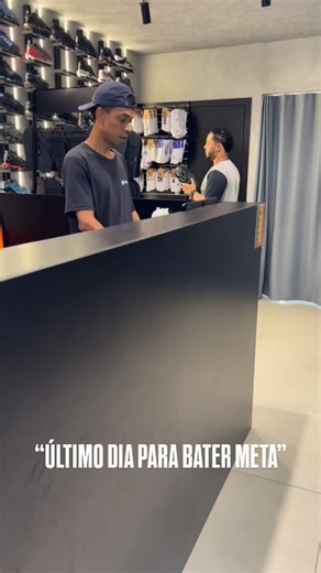 Hawaiisurfcpo on Instagram: "Último dia para bater a meta 略 . . . . #Engraçado #meta #zueira #fy #meme #hawaisurf #lojaderoupa #sjc"