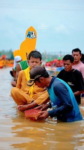 615K views · 8.9K reactions | Magical Amazing King of Racing Boat Aura Farming Pacu Jalur ‍♂️ #pacujalur #culture #indonesia | Alves Pangean | Facebook