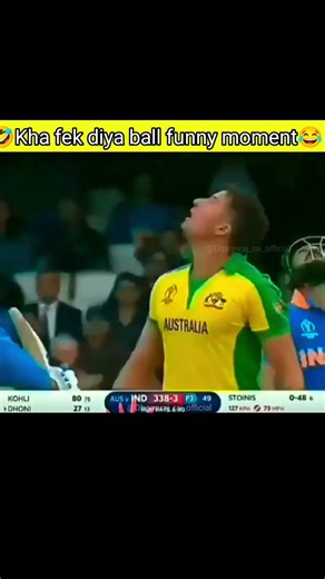 😂Kha fek diya ball funny moment🤣#cricket #viral #shorts #viralvideo #cricketfuuny #ipl #shortvideo
