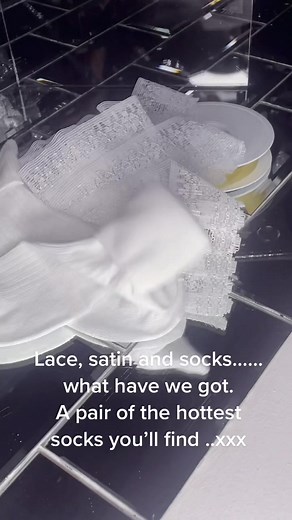 The hottest frilly socks you will find this summer.. #frilly #ankle #anklesocks #socks #spanishsocks