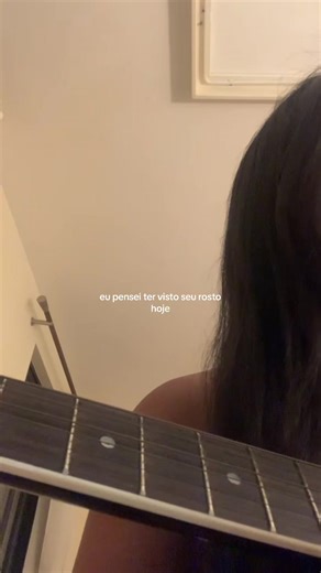 i couldn’t help but fall in love again 🫠 #cover #fyp #ithoughtisawyourfacetoday #acoustic