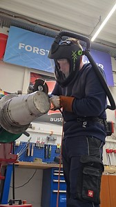 6.2K views · 86 reactions | Not only when welding is a fresh air helmet important, but also when grinding. #safety #staysafe #freshair #grinding #grind #bosch #optrelfam #optrel #weldhack | Austriawelder | Facebook