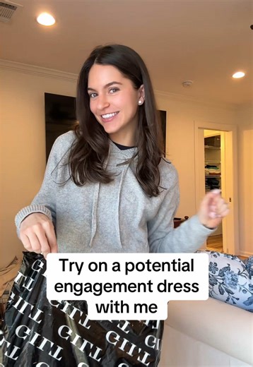 Choosing the Perfect Engagement Dress