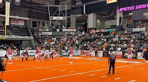 Jeff Mack for 4 yard TD with an assist from Junebug!!! | Omaha Beef Football