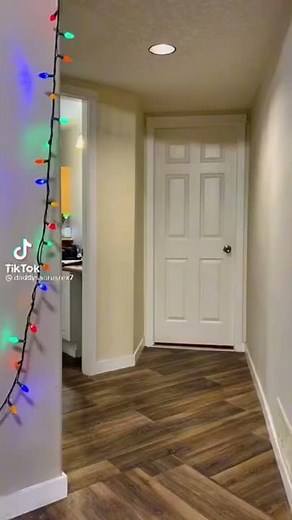 Guy rips off man’s pants