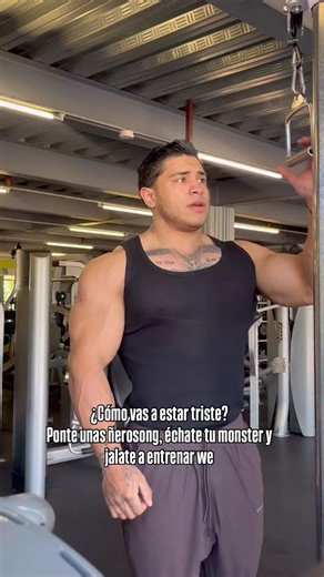 Josué “La Roca” on Instagram: "Pilas . . . . #gym #gymworkout #gymrat #fitnessmotivation #fit"