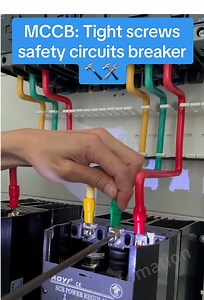 MCCB Tightening: Secure Circuit Breaker Screws Safely